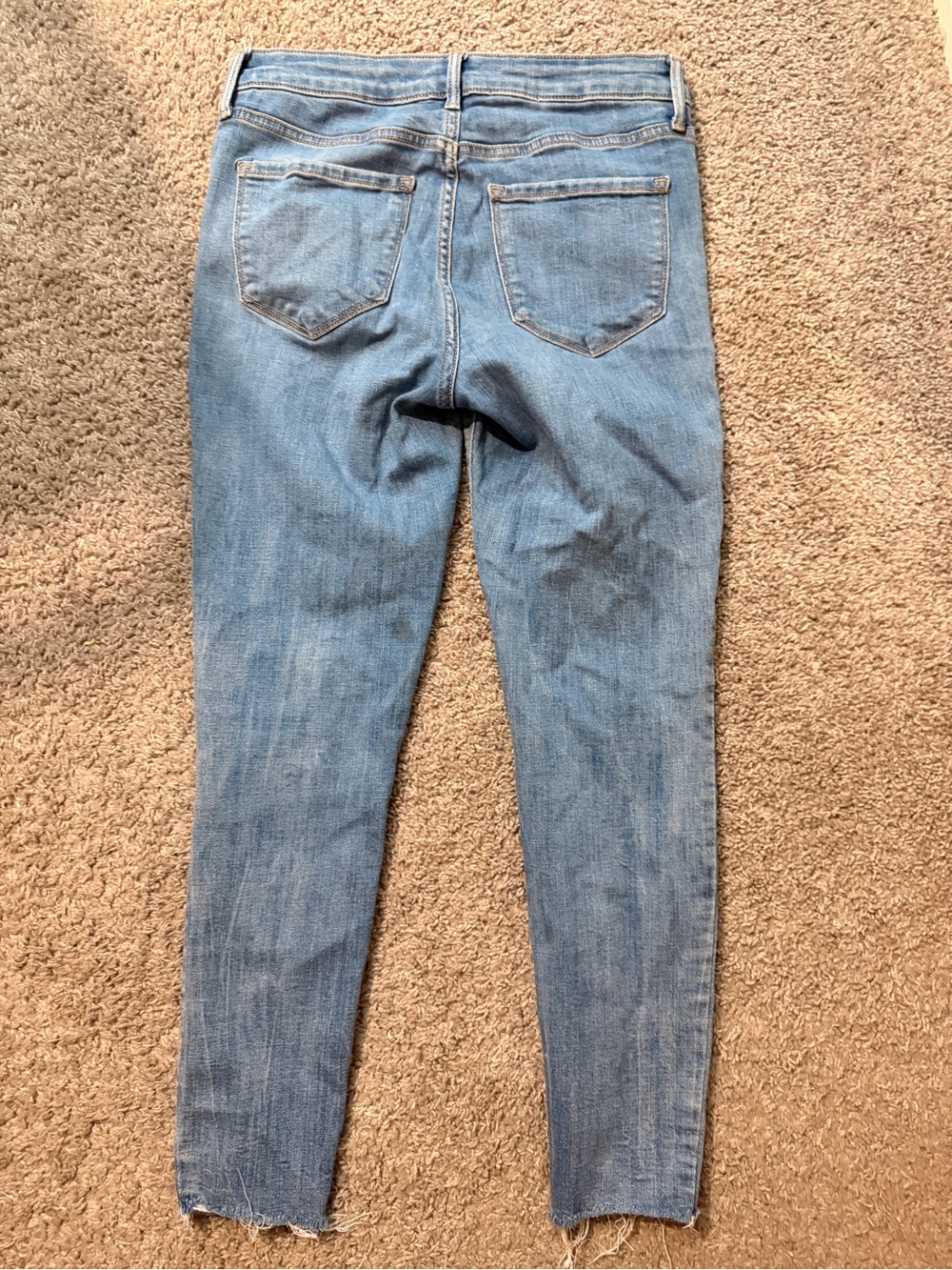 Old Navy Women's Light Wash Skinny Jeans